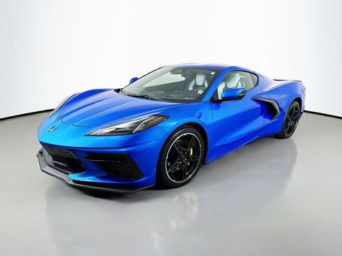 Used 2025 Chevrolet Corvette Stingray Preferred Cpe w/ 2LT RWD image 1
