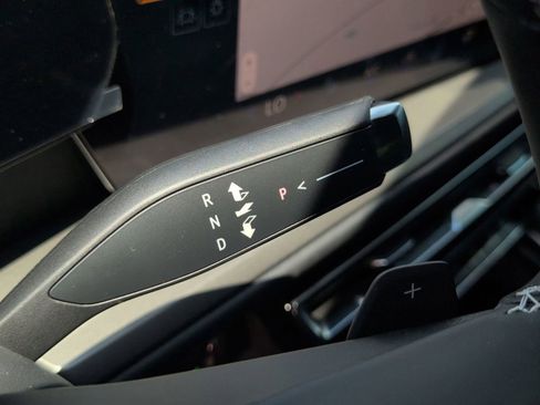 New 2026 Chevrolet Traverse LT w/ Sun and Wheel Package FWD image 22