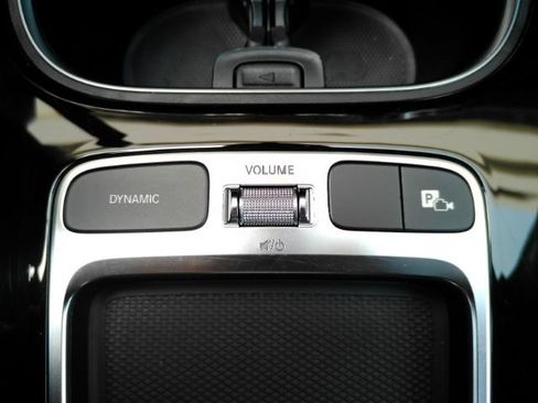Used 2025 Mercedes-Benz CLA 250 4MATIC image 50