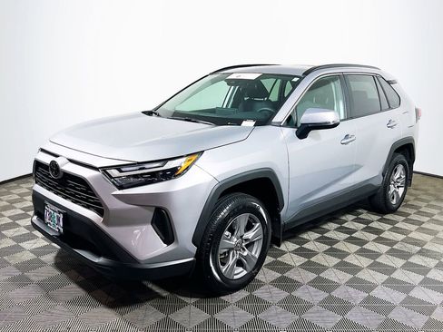Certified 2024 Toyota RAV4 XLE w/ Convenience Package AWD/4WD image 4