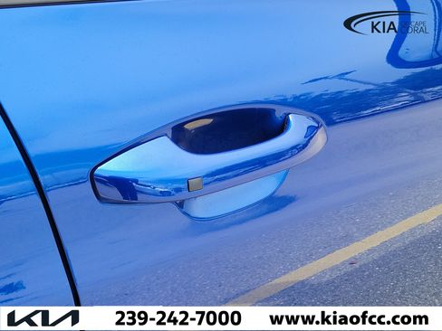 Used 2022 Kia K5 GT-Line FWD image 9