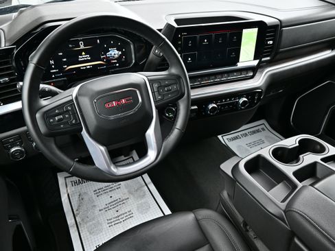 Used 2026 GMC Sierra 1500 SLT AWD/4WD image 23
