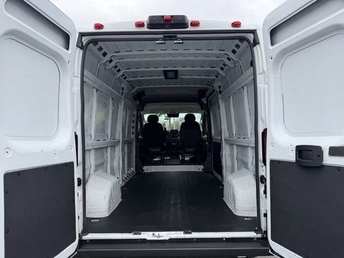 Used 2023 RAM ProMaster 2500 image 7
