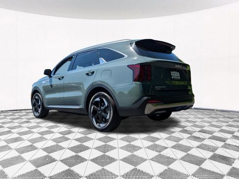 Used 2025 Kia Sorento EX w/ EX Panoramic Sunroof Package FWD image 14