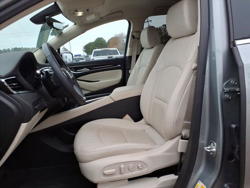 Certified 2024 Buick Enclave Premium image 19