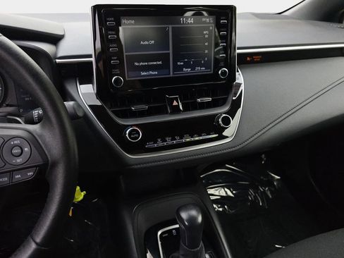 Used 2020 Toyota Corolla SE FWD image 25
