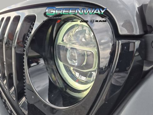 Used 2022 Jeep Wrangler Unlimited Sport AWD/4WD image 25