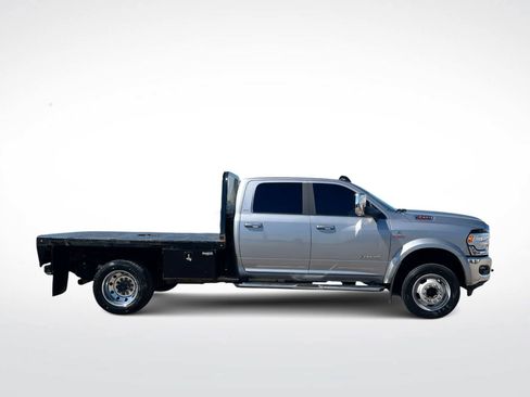 Used 2022 RAM 4500 Laramie AWD/4WD image 9