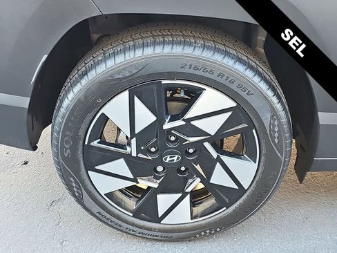 Certified 2024 Hyundai Kona SEL w/ Convenience Package image 12