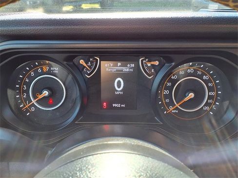 Certified 2024 Jeep Gladiator Sport image 8