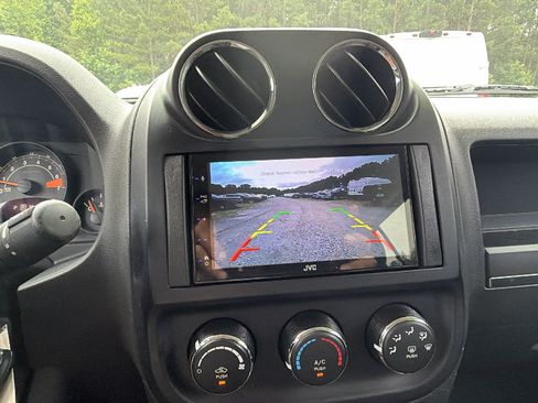 Used 2016 Jeep Patriot Sport w/ Power Value Group FWD image 32