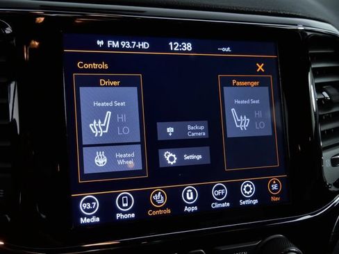 Used 2019 Jeep Grand Cherokee Altitude AWD/4WD image 23