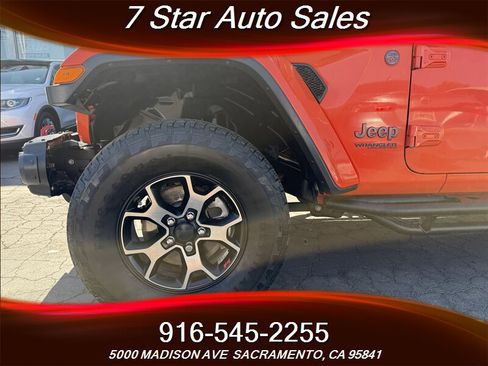Used 2018 Jeep Wrangler Unlimited Rubicon w/ Dual Top Group image 22