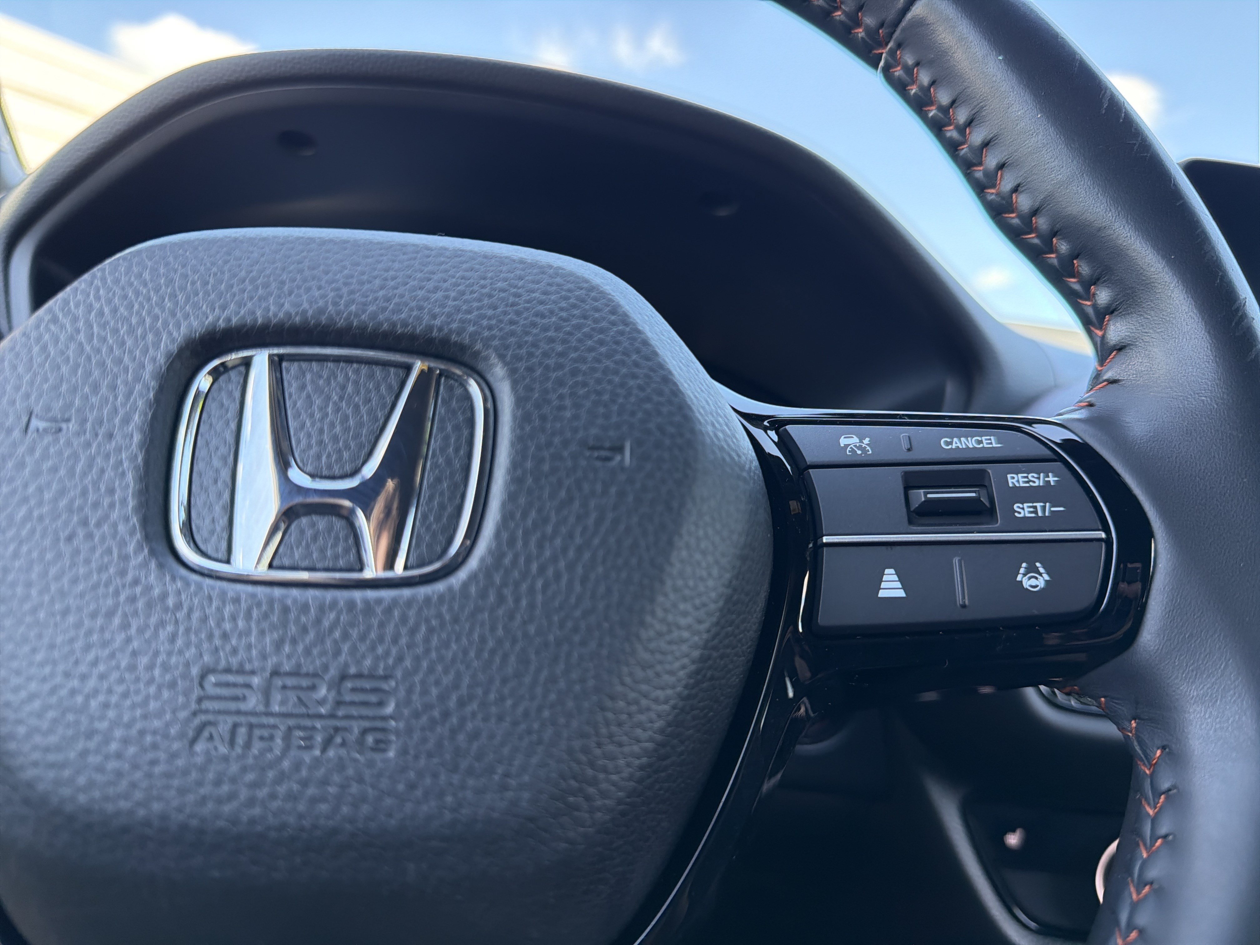Used 2024 Honda HR-V Sport image 9