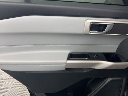 Used 2023 Ford Explorer XLT w/ Equipment Group 202A image 16