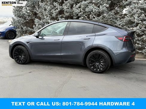 Used 2023 Tesla Model Y Long Range image 3