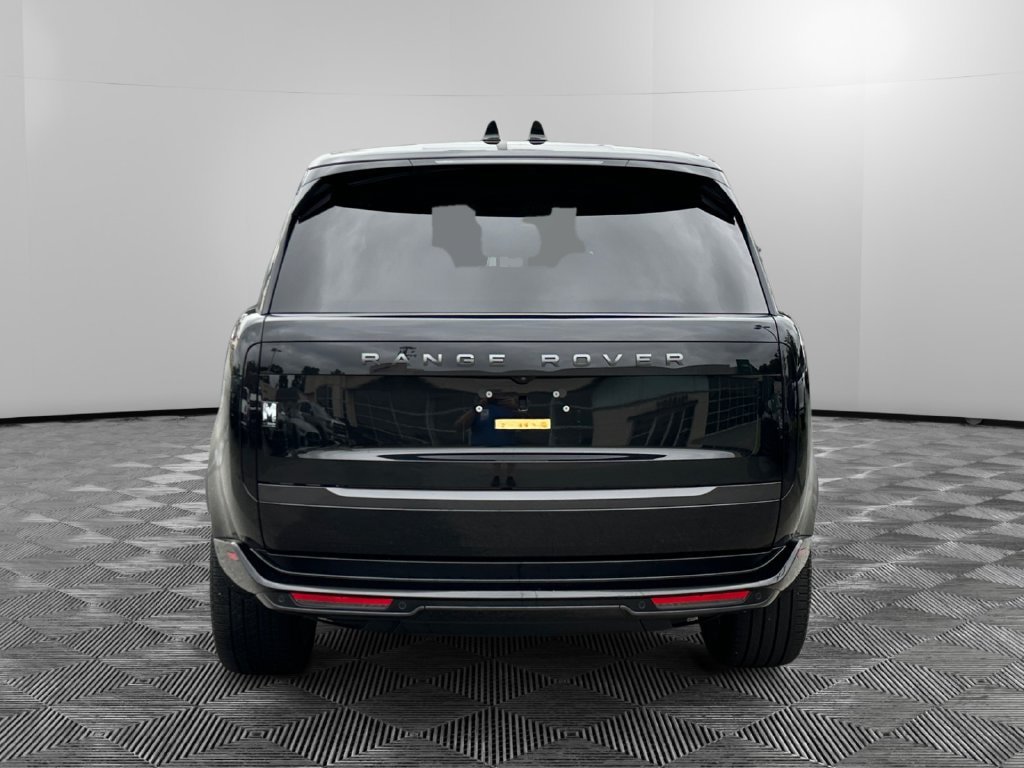 Used 2026 Land Rover Range Rover SE AWD/4WD image 5