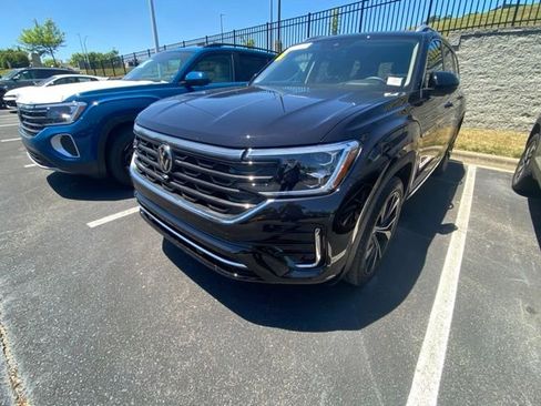 Used 2026 Volkswagen Atlas SEL Premium R-Line AWD/4WD image 2