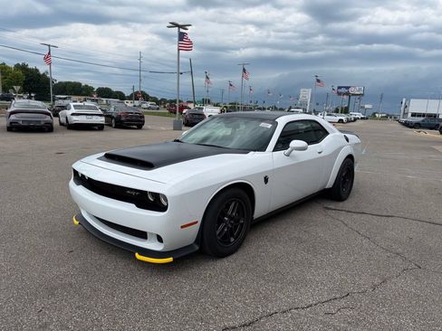 Used 2023 Dodge Challenger SRT Hellcat Redeye RWD image 3