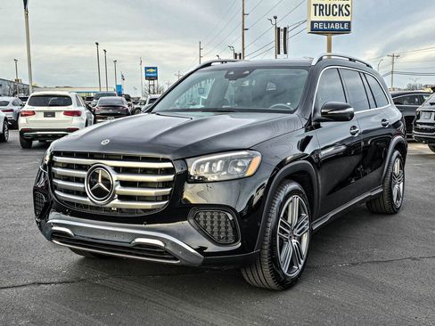 New 2025 Mercedes-Benz GLS 450 4MATIC image 3