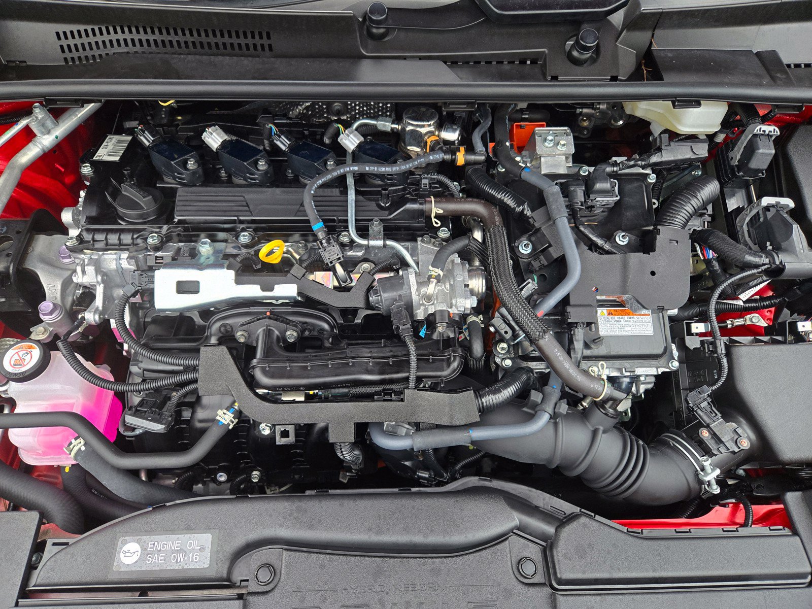 Certified 2025 Toyota Prius LE FWD image 23