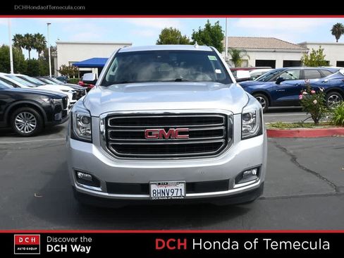Used 2017 GMC Yukon SLT RWD image 2