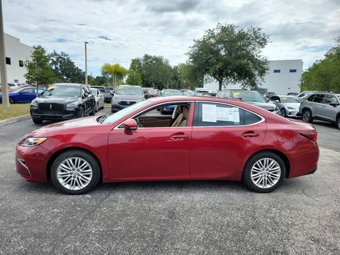 Used 2016 Lexus ES 350 w/ Luxury Package w/Wood Trim FWD image 8