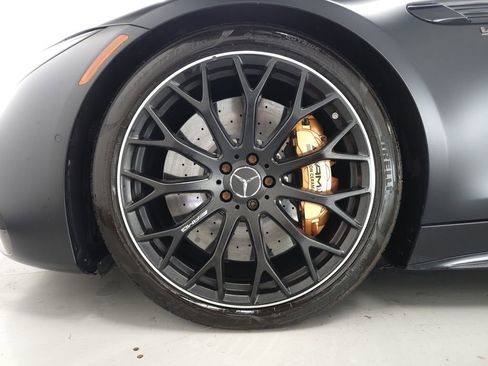 Used 2024 Mercedes-Benz SL 63 AMG S e Performance 4MATIC w/ Manufactur Interior Package image 41