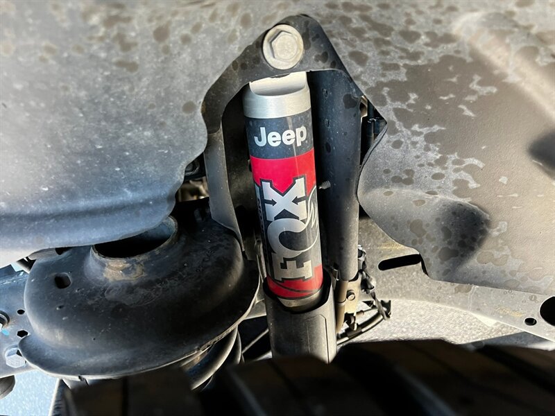 Used 2022 Jeep Gladiator Rubicon w/ Trailer Tow Package AWD/4WD image 23