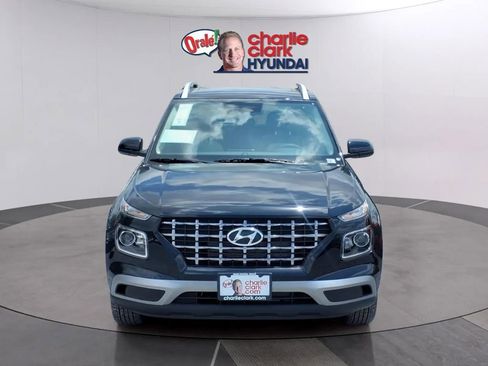New 2026 Hyundai Venue SEL FWD image 8