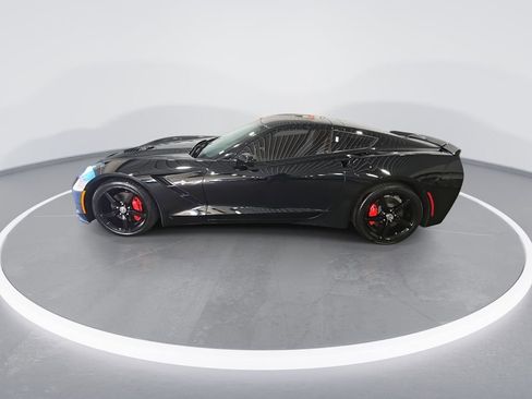 Used 2015 Chevrolet Corvette Stingray Coupe image 5