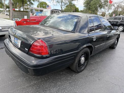 Used 2009 Ford Crown Victoria Police Interceptor image 5