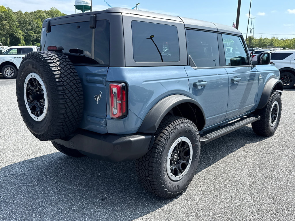 Used 2024 Ford Bronco Outer Banks w/ Sasquatch Package AWD/4WD image 7