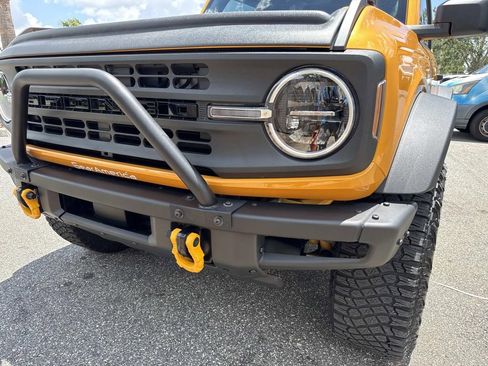 Used 2022 Ford Bronco 2-Door w/ Sasquatch Package AWD/4WD image 10