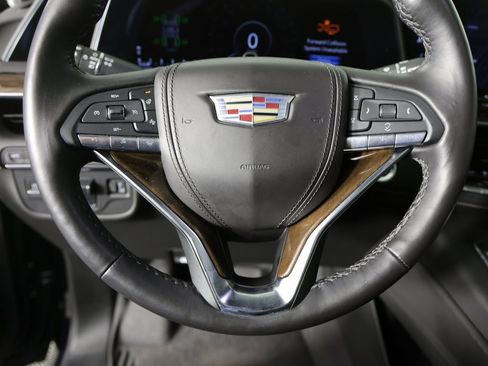 Used 2024 Cadillac Escalade Sport Platinum w/ LPO, ONYX Package image 19