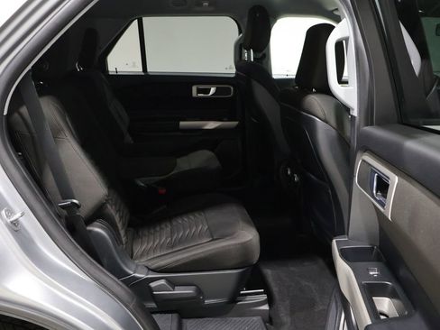 Used 2020 Ford Explorer XLT AWD/4WD image 20
