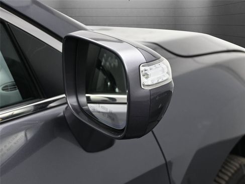 Used 2017 Acura RDX AWD w/ Advance Package image 17