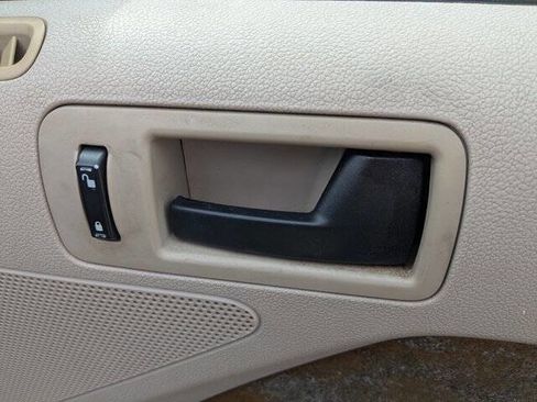 Used 2011 Ford Mustang Coupe w/ Security Pkg image 28