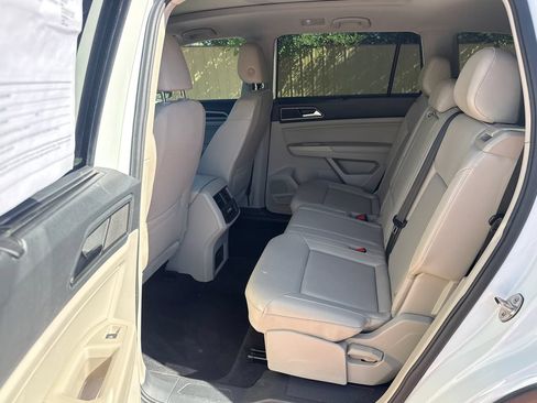 Used 2018 Volkswagen Atlas SEL AWD/4WD image 21