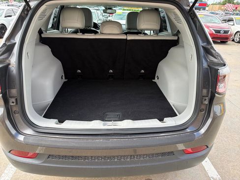 Used 2021 Jeep Compass Limited AWD/4WD image 30