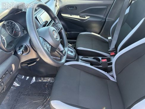 Used 2025 Nissan Versa S w/ Trunk Package FWD image 13