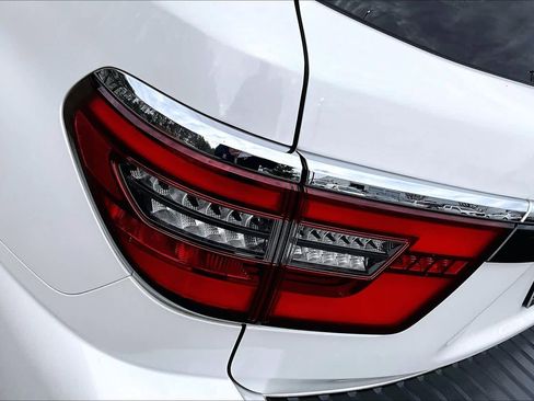 Used 2021 Nissan Armada Platinum w/ Captain's Chairs Package image 27