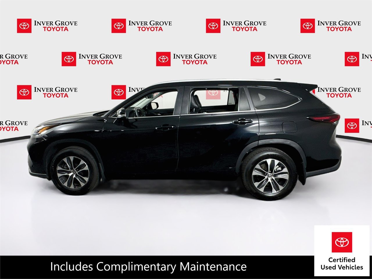 Certified 2026 Toyota Highlander XLE AWD/4WD image 8