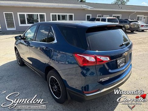 Used 2020 Chevrolet Equinox LT w/ Driver Convenience Package AWD/4WD image 3