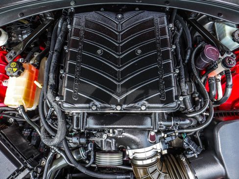 Used 2016 Chevrolet Camaro SS RWD image 24