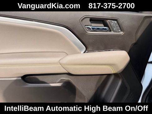 Used 2024 Chevrolet Colorado ZR2 w/ ZR2 Convenience Package III AWD/4WD image 17