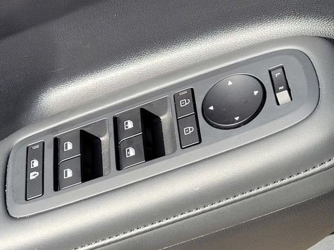 Certified 2025 Hyundai Santa Fe SEL AWD/4WD image 16