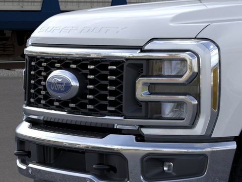 New 2026 Ford F350 Lariat AWD/4WD image 17