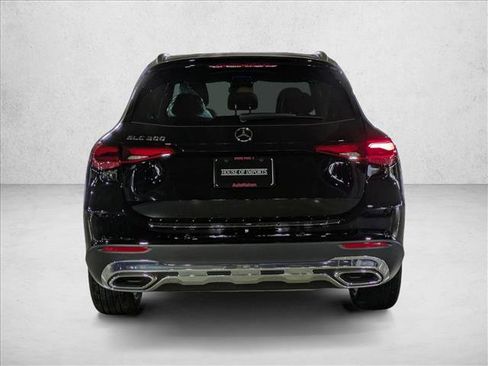 New 2026 Mercedes-Benz GLC 300 image 8