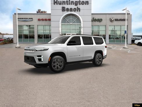 New 2026 Jeep Grand Wagoneer Limited w/ Premium Group II image 2